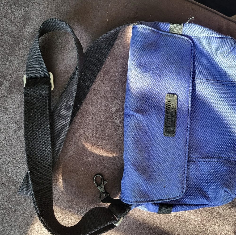 Timbuk 2 small crossbody
